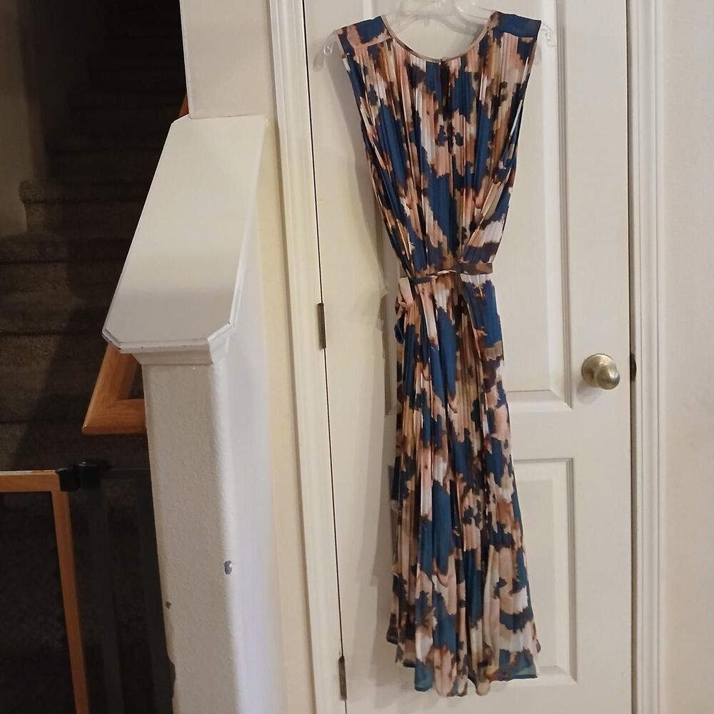 NWT Banana Republic pleated sleeveless crew neck midi dress tie waist L - Picture 7 of 8